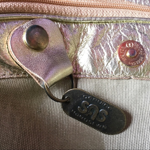 SAS Gold Handbag Leather Hobo Lots of Pockets Shoulder Bag - Picture 10 of 16